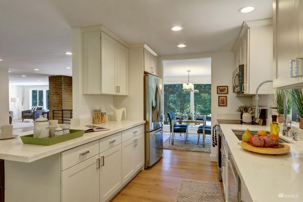 Photo of 5372 151st Avenue SE, Bellevue, WA 98006 (MLS # 1977837)