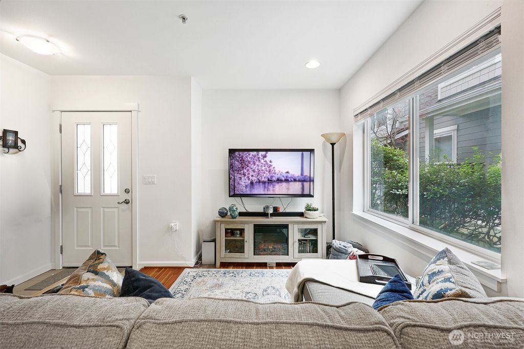 Photo of 7322 Rainier Avenue S #209, Seattle, WA 98118 (MLS # 2500674)