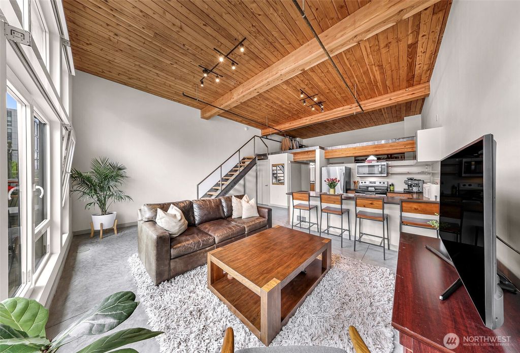 Photo of 401 9th Avenue N #410, Seattle, WA 98109 (MLS # 2376889)