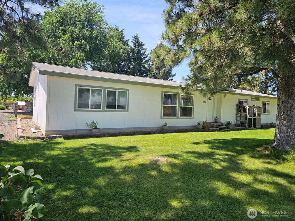 Photo of 2510 Highway 281 Ave, Quincy, WA 98848 (MLS # 2531603)