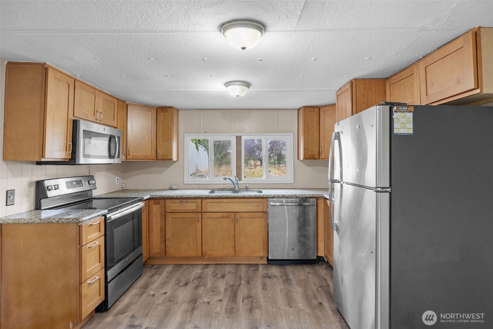42703 Auburn Enumclaw Road SE