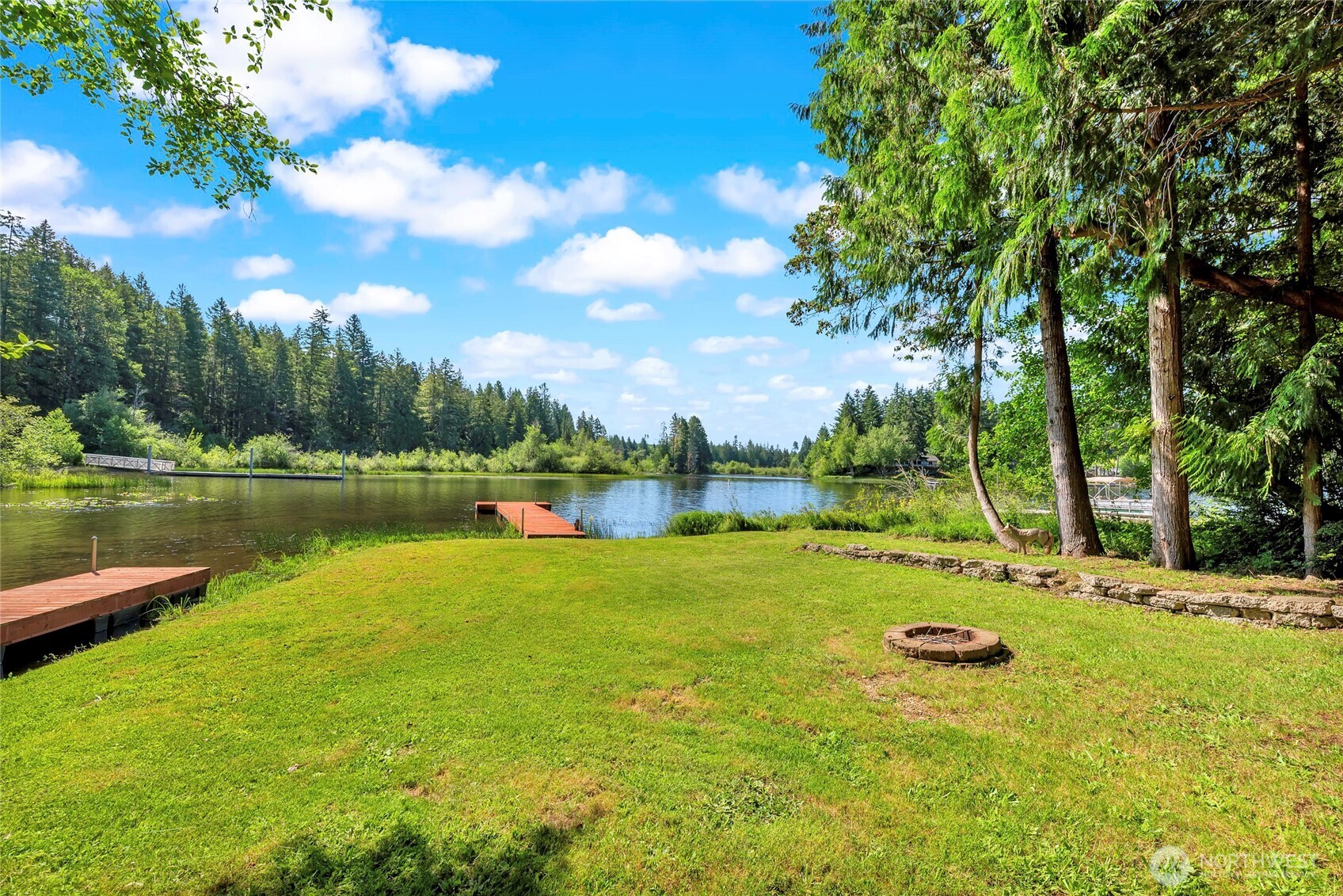 5810 E Mason Lake Drive W