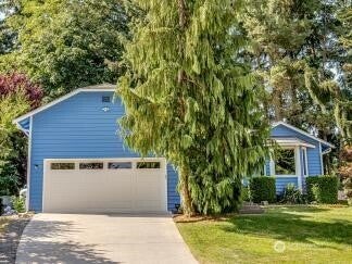 Photo of 1608 Puget Drive, Everett, WA 98203 (MLS # 2557128)