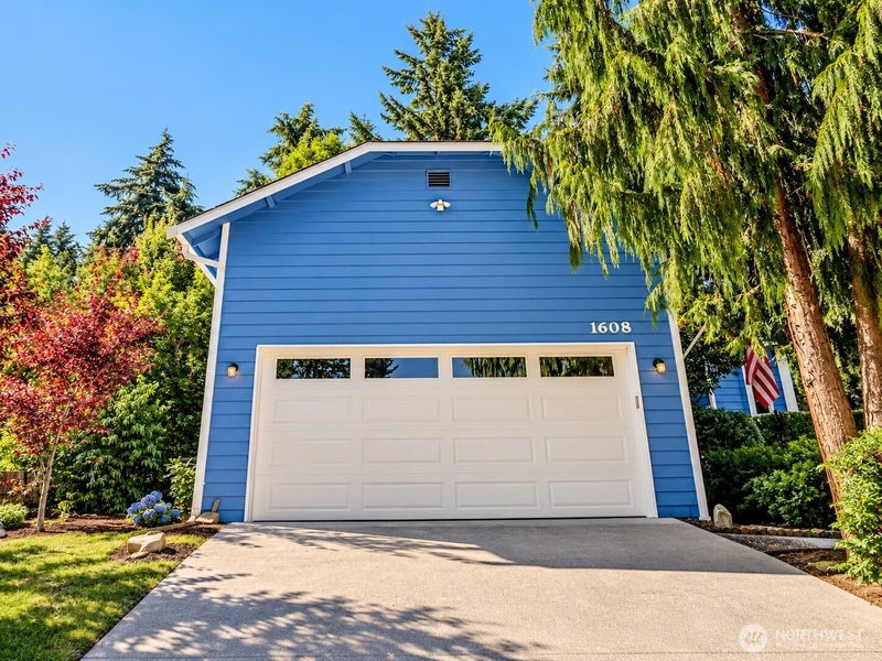 1608 Puget Drive