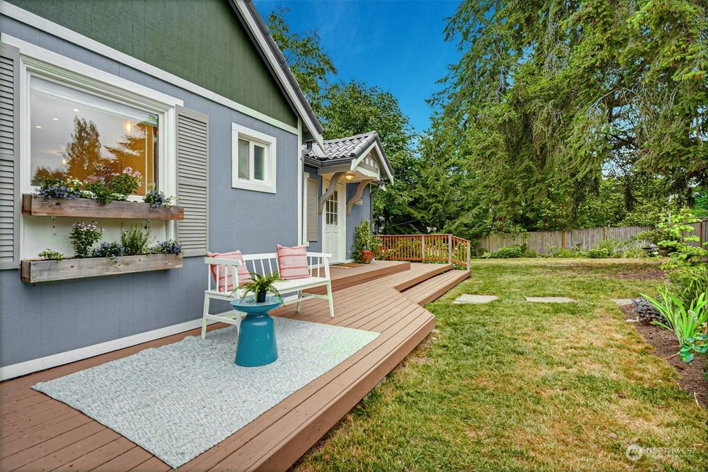 Photo of 23223 Brier Road, Brier, WA 98036 (MLS # 2270085)