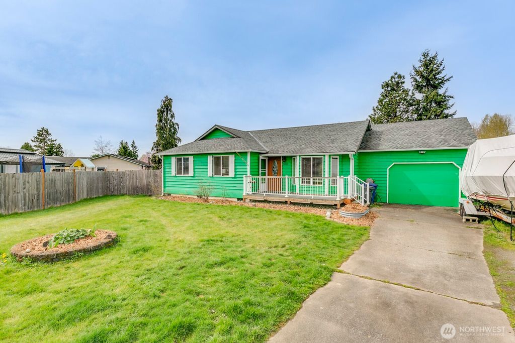 Photo of 6632 64th Drive NE, Marysville, WA 98270 (MLS # 2354711)