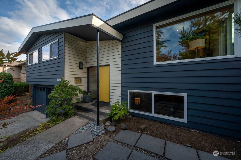 Photo of 6043 NE 61st Street, Seattle, WA 98115 (MLS # 1999460)