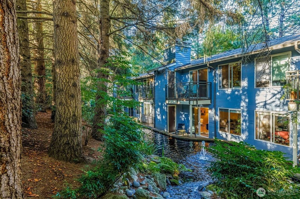 Photo of 12603 100th Lane NE #K151, Kirkland, WA 98034 (MLS # 2414508)