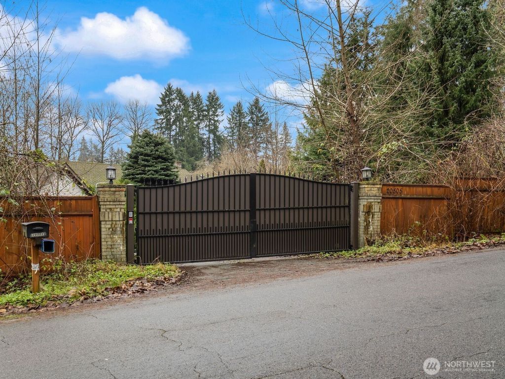 Photo of 20505 111th Avenue SE, Snohomish, WA 98296 (MLS # 2465442)