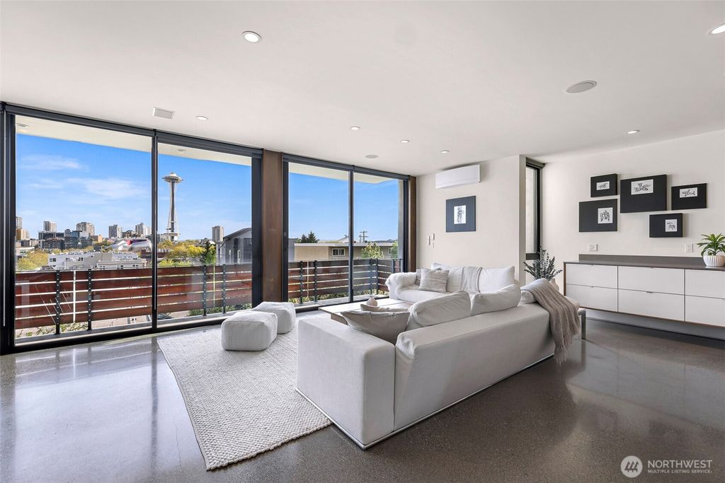 Photo of 417 Ward Street, Seattle, WA 98109 (MLS # 2435219)