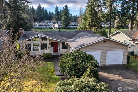 Photo of 32417 29th Avenue SW, Federal Way, WA 98023 (MLS # 2468201)