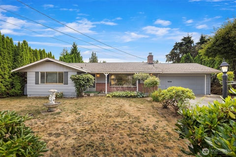 Photo of 5014 73rd Place NE, Marysville, WA 98270 (MLS # 2554124)