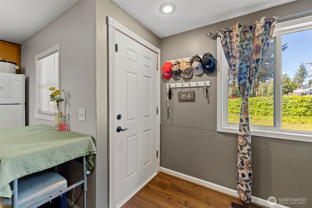 Photo of 583 Salal Street, Oak Harbor, WA 98277 (MLS # 2525949)
