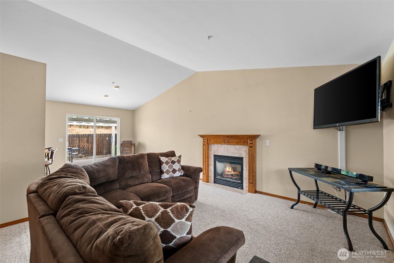 2520 Aviation Drive