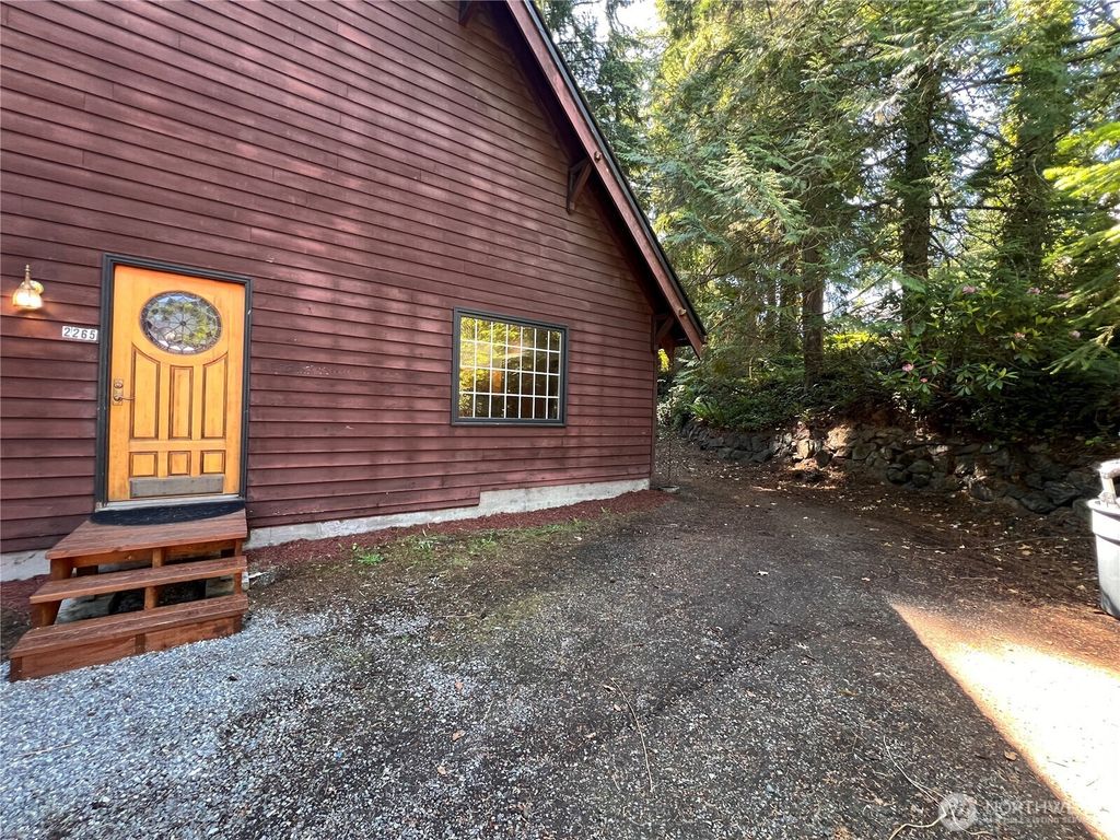 Photo of 2265 NE 177 Street, Shoreline, WA 98155 (MLS # 2529312)