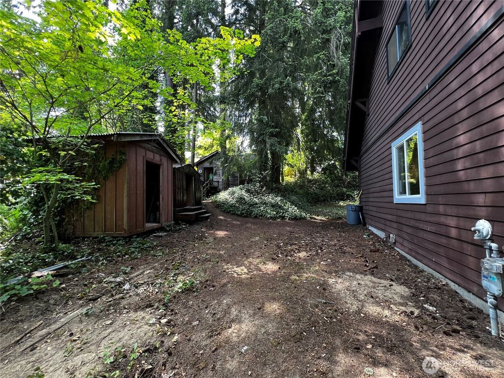 Photo of 2265 NE 177 Street, Shoreline, WA 98155 (MLS # 2529312)