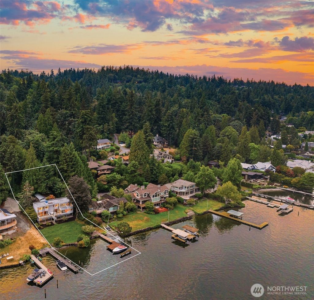 Photo of 5438 E Mercer Way, Mercer Island, WA 98040 (MLS # 2393404)