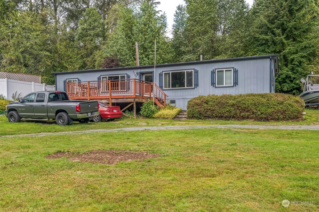 Photo of 7728 Fir Tree Lane, Lake Stevens, WA 98258 (MLS # 2284501)