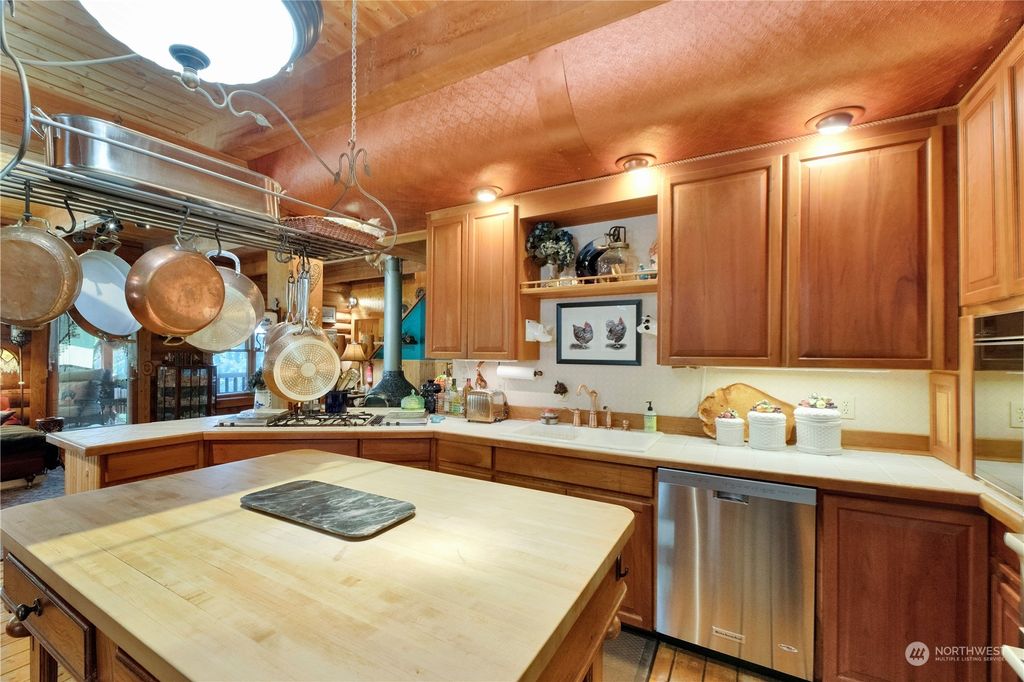 Photo of 20919 Ricci Road, Monroe, WA 98272 (MLS # 2150505)