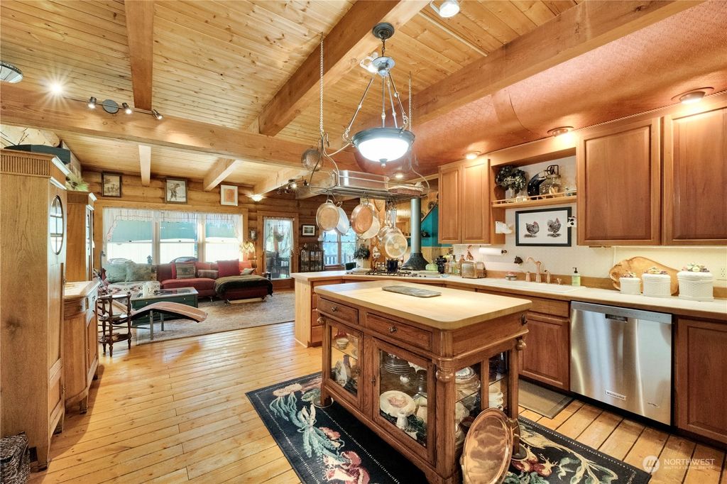 Photo of 20919 Ricci Road, Monroe, WA 98272 (MLS # 2150505)