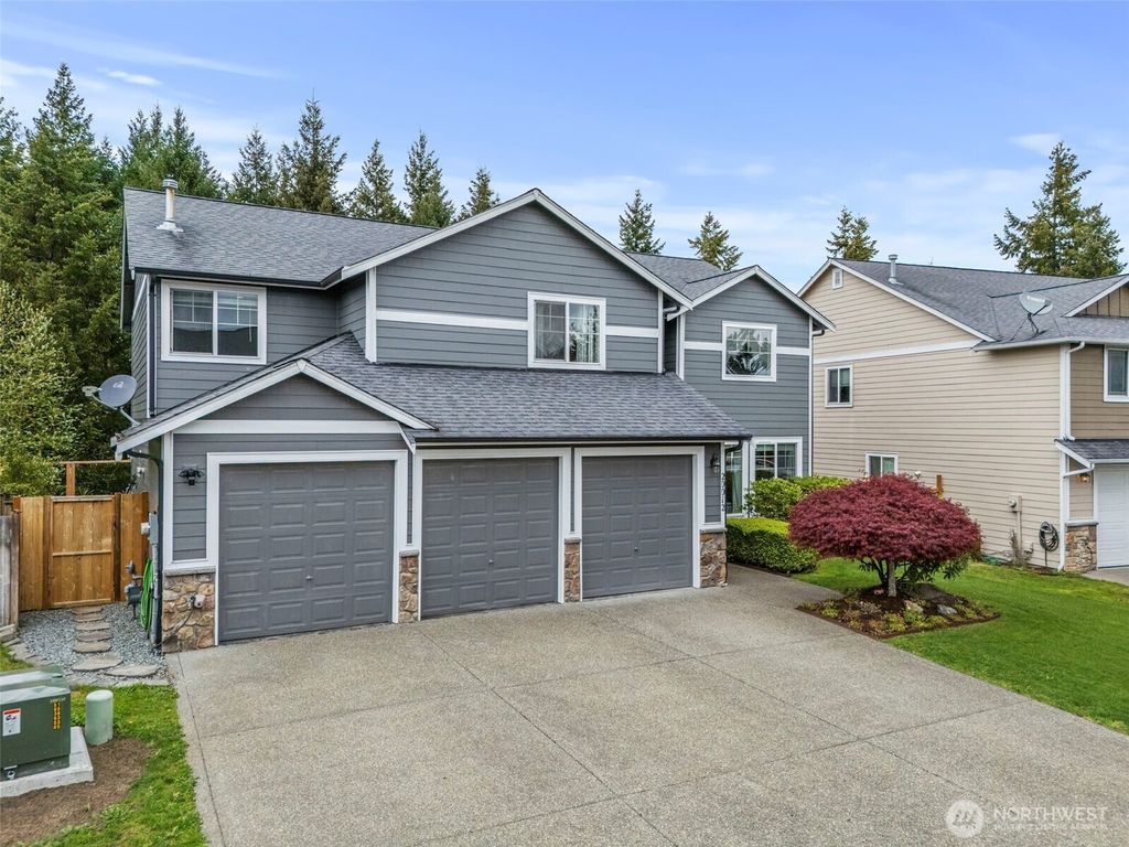 Photo of 20012 194th Avenue E, Orting, WA 98360 (MLS # 2514449)