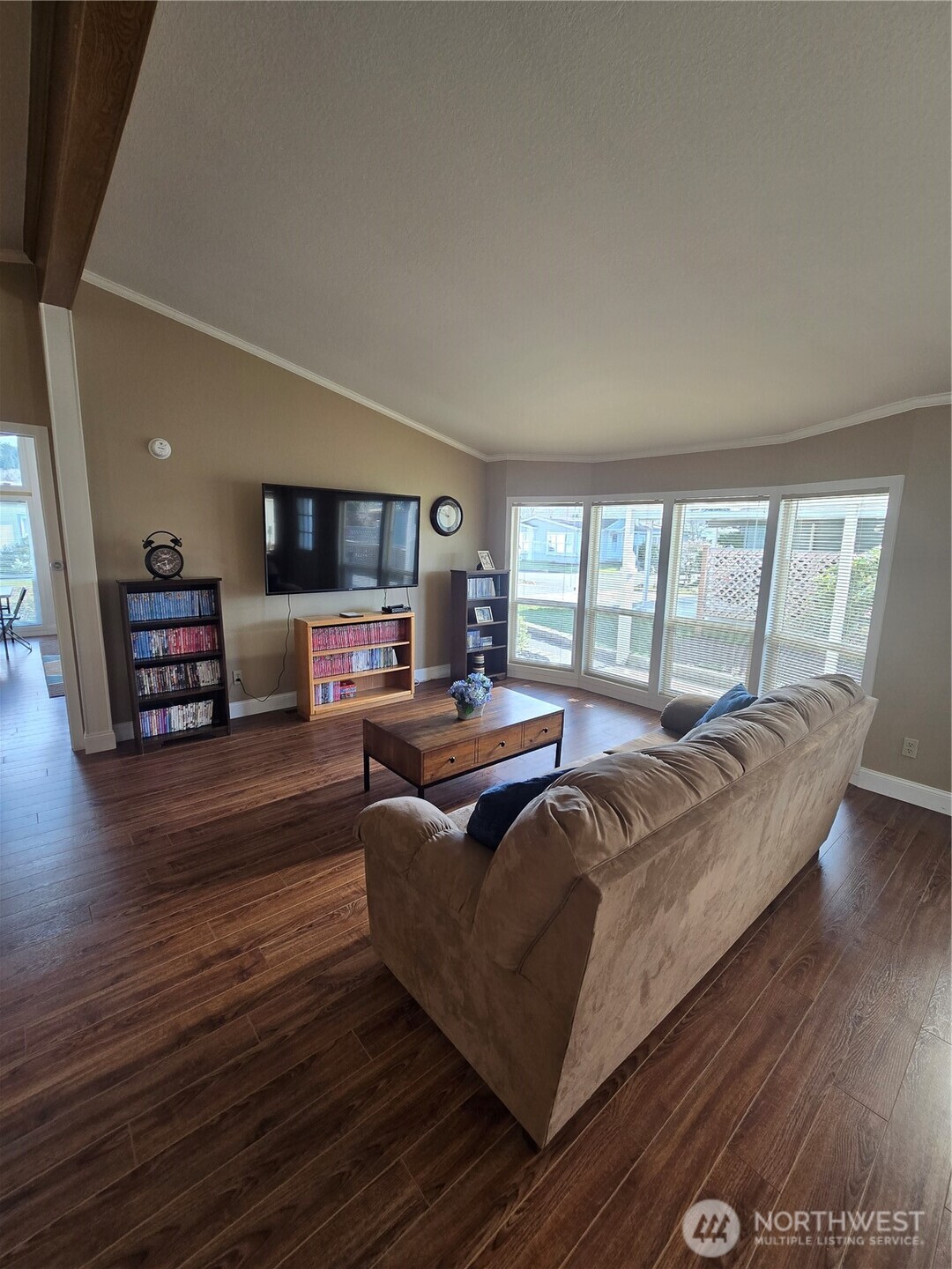 836 E Harman Way E 62