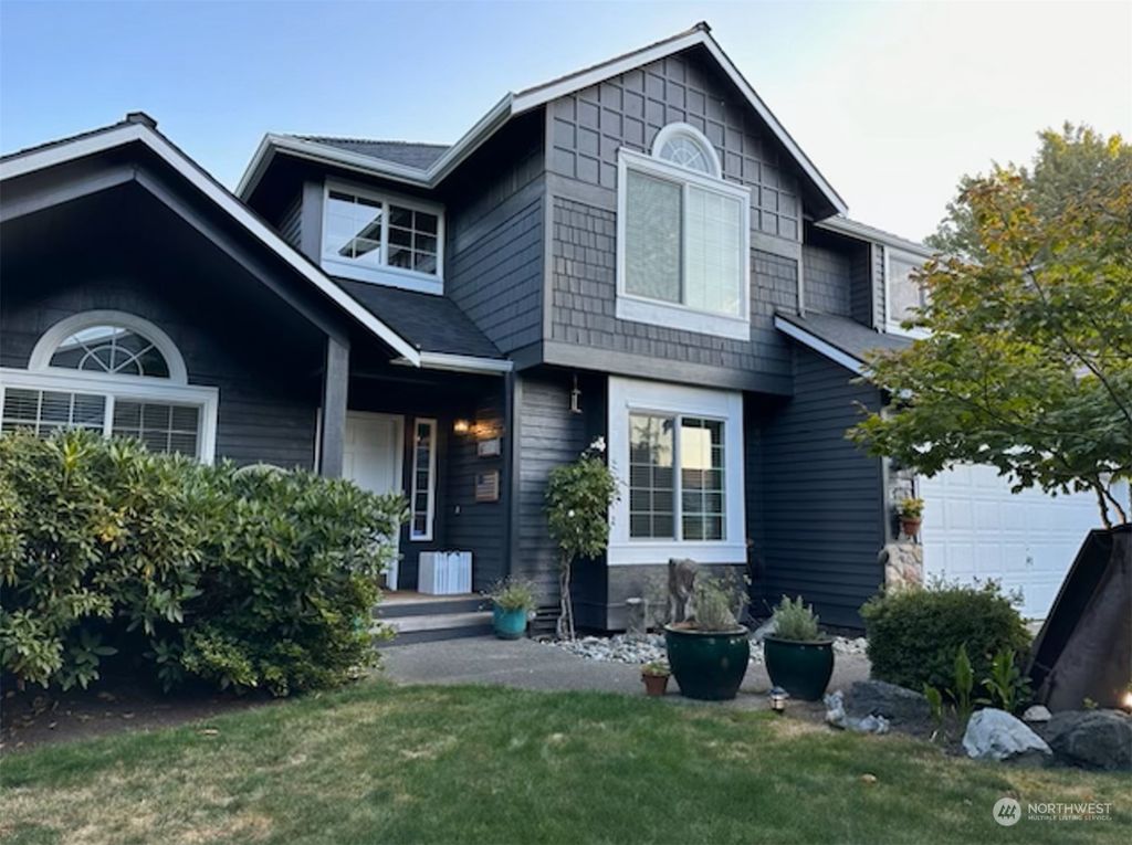 Photo of 12445 83rd Place NW, Kirkland, WA 98034 (MLS # 2205270)