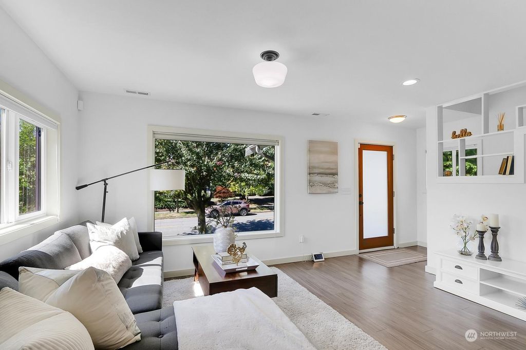 Photo of 7712 Linden Avenue N, Seattle, WA 98103 (MLS # 2279639)
