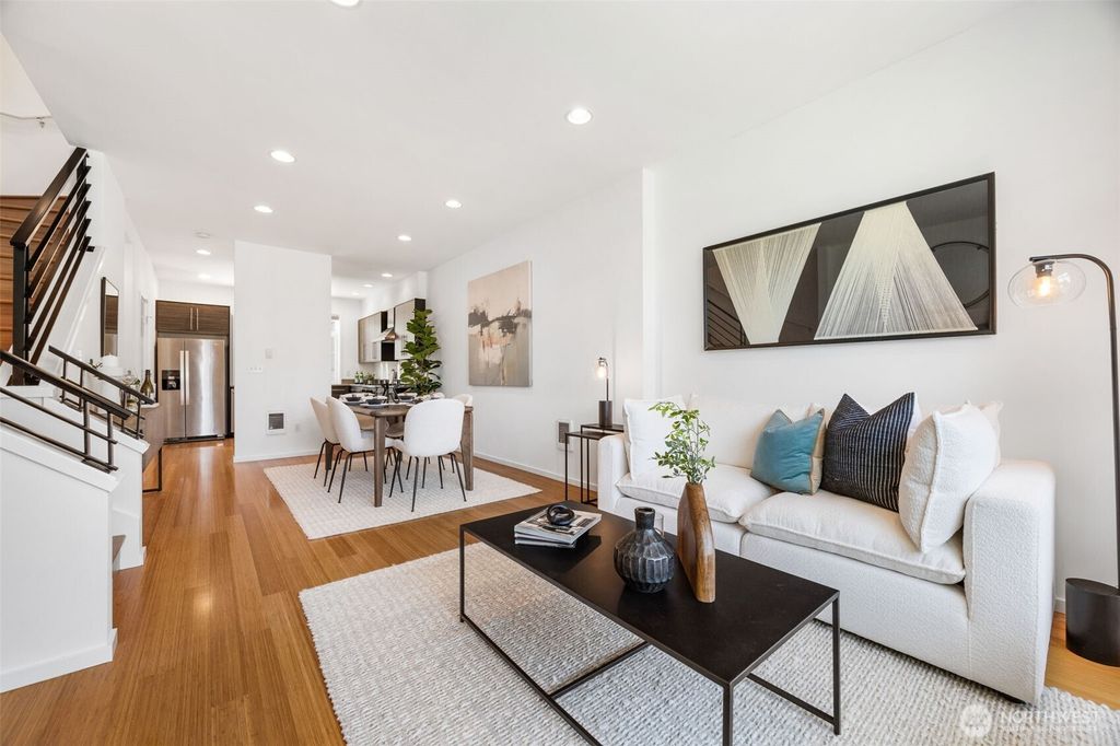 Photo of 203 20th Avenue E, Seattle, WA 98112 (MLS # 2389720)