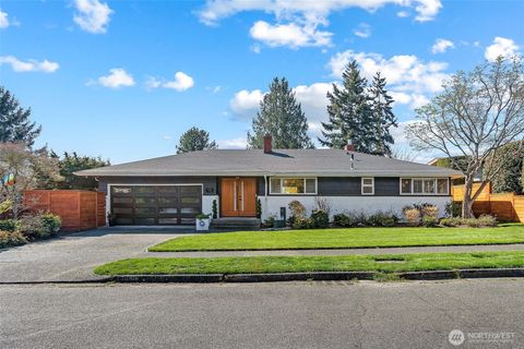 Photo of 8659 Fauntlee Crest SW, Seattle, WA 98136 (MLS # 2501063)