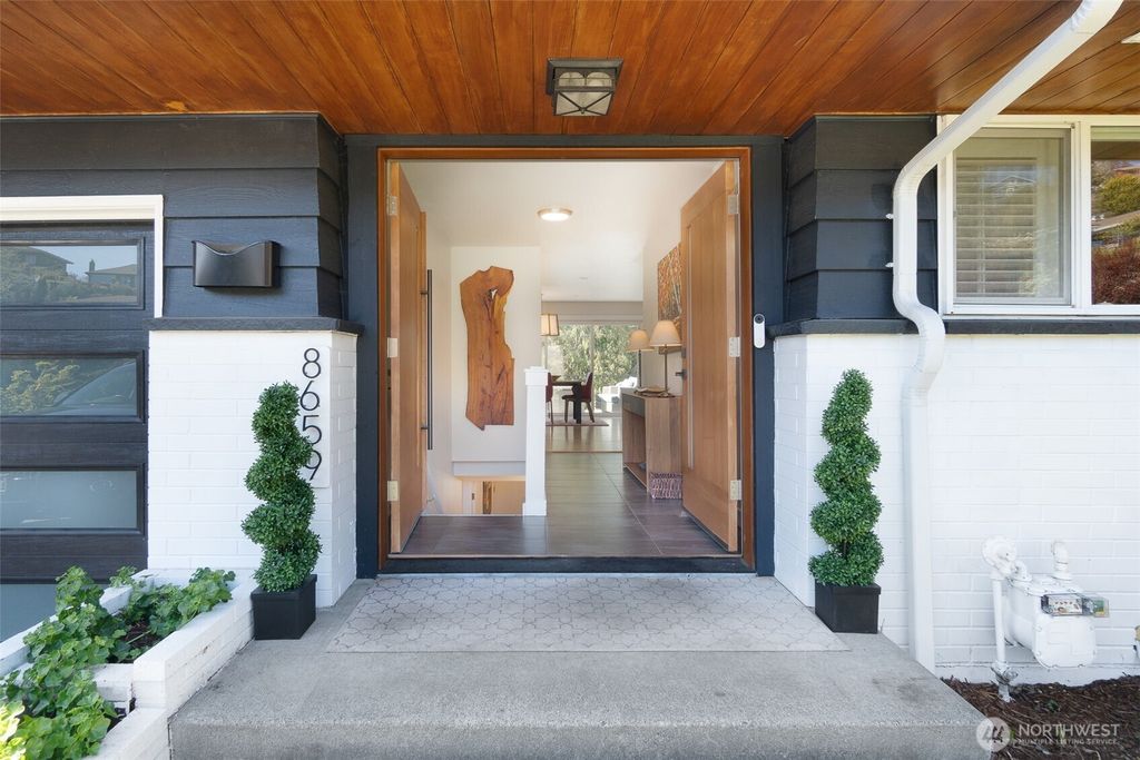 Photo of 8659 Fauntlee Crest SW, Seattle, WA 98136 (MLS # 2501063)