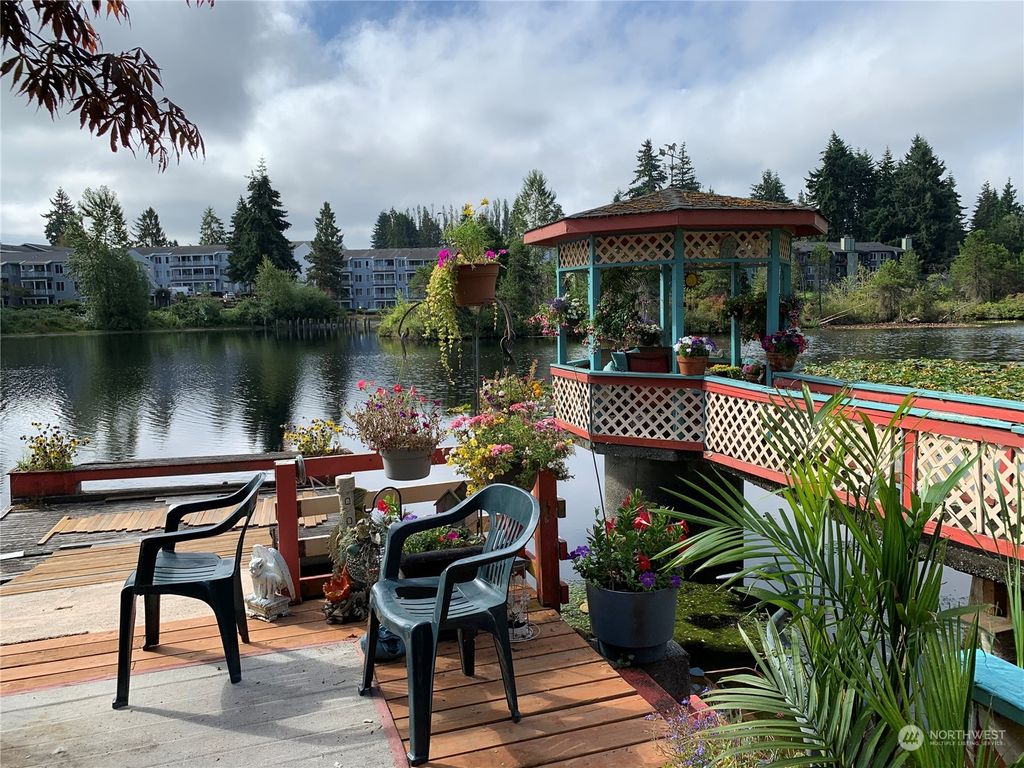 Photo of 602 Morgan Court, Everett, WA 98203 (MLS # 2019100)