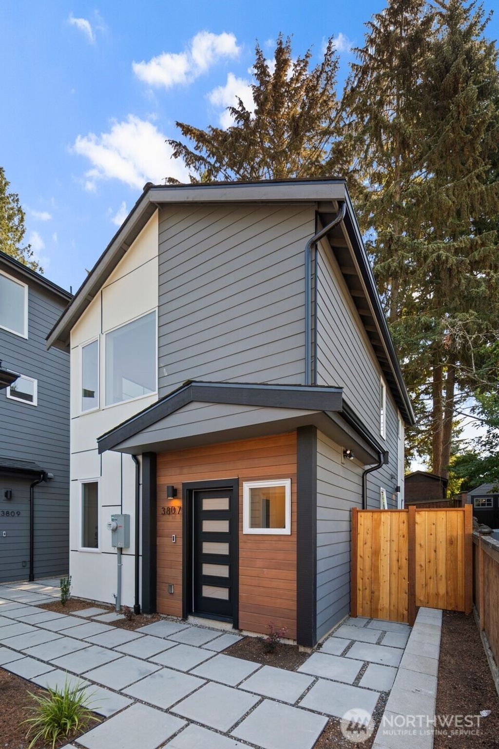 Photo of 3807 NE 89th Street, Seattle, WA 98115 (MLS # 2385144)