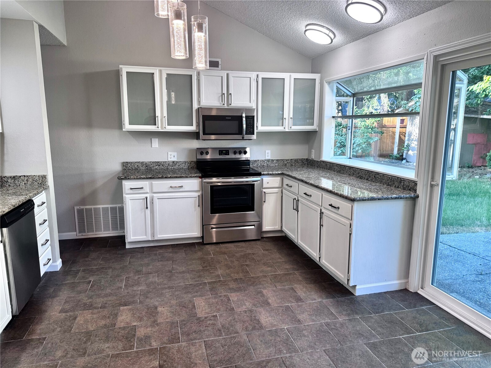 19656 SE 259th Street