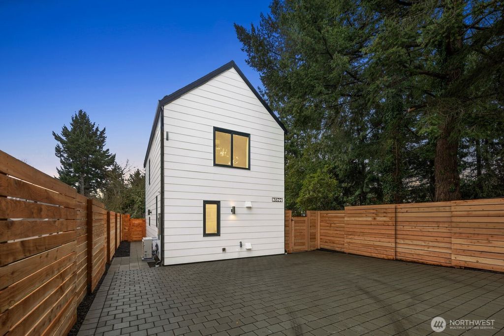 Photo of 3622 48th Avenue SW, Seattle, WA 98116 (MLS # 2475188)