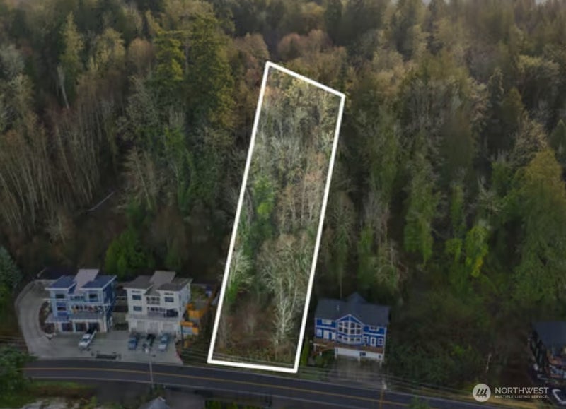 30 Beach Drive E