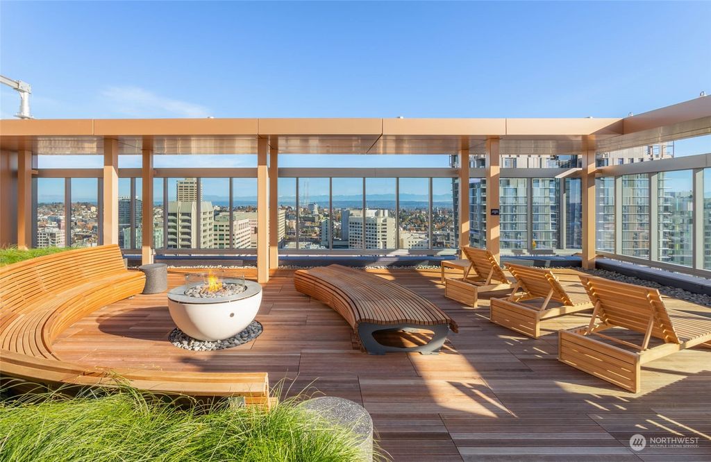 Photo of 800 Columbia Street #1702, Seattle, WA 98104 (MLS # 2316528)