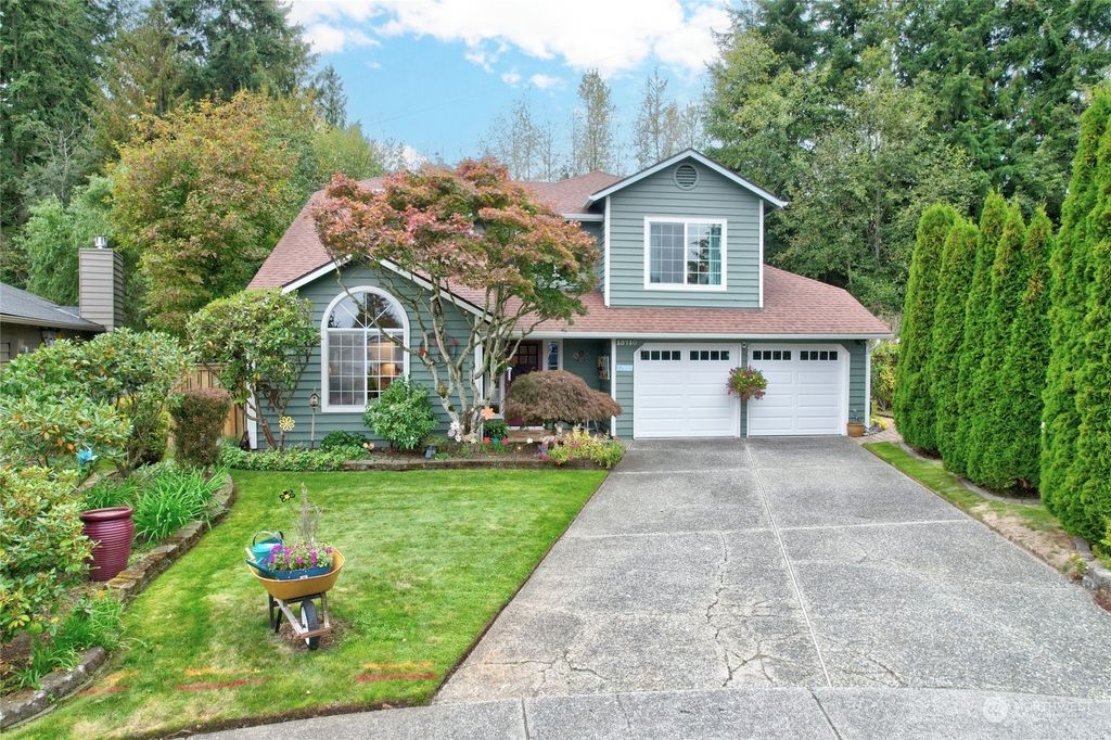 Photo of 13710 54TH Drive SE, Everett, WA 98208 (MLS # 2294348)