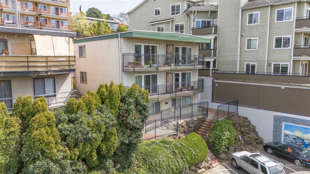 Photo of 3238 15th Avenue W, Seattle, WA 98119 (MLS # 2250173)