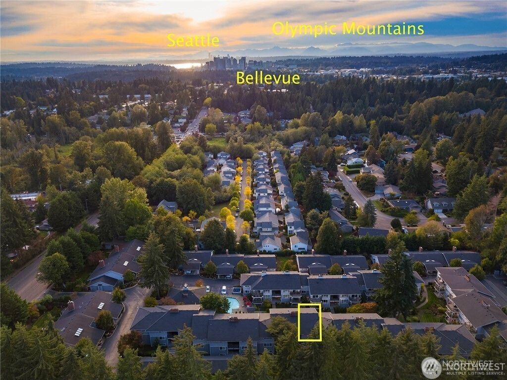 Photo of 15214 NE 8th Street #G18, Bellevue, WA 98007 (MLS # 2490840)