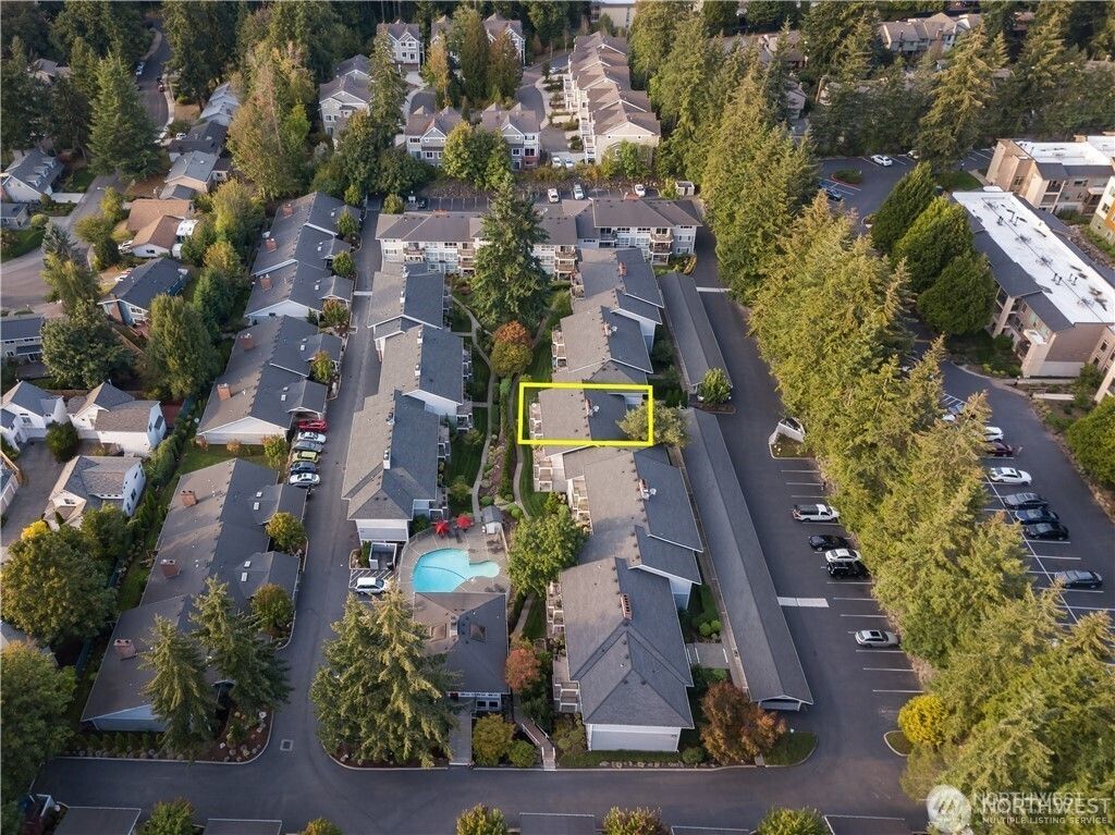 Photo of 15214 NE 8th Street #G18, Bellevue, WA 98007 (MLS # 2490840)