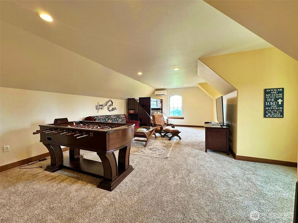 listing image 9360769551039390482