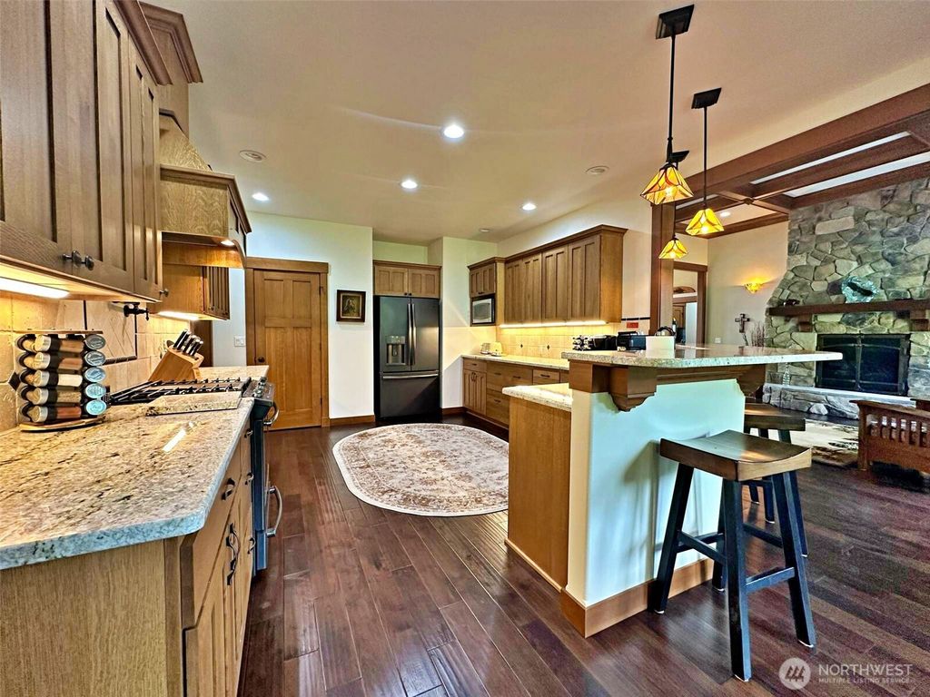 listing image 9363358819606509888
