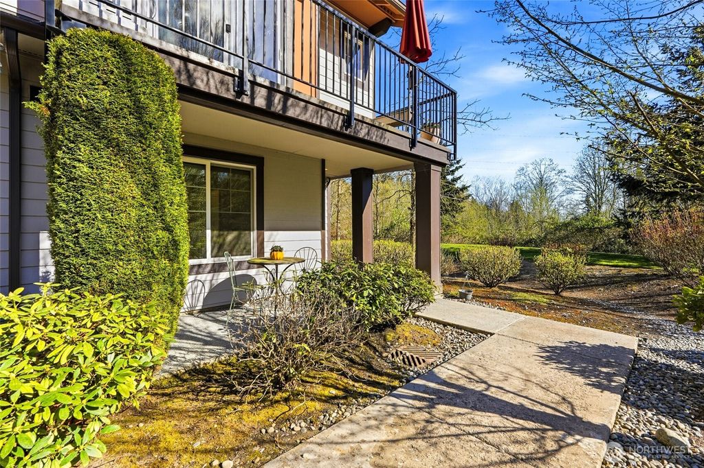 Photo of 10175 156th Court NE #105, Redmond, WA 98052 (MLS # 2505759)