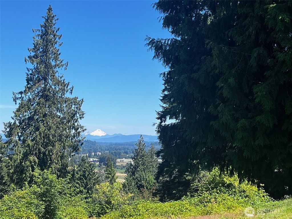 Photo of 13519 102nd Drive SE #16, Snohomish, WA 98296 (MLS # 2332048)