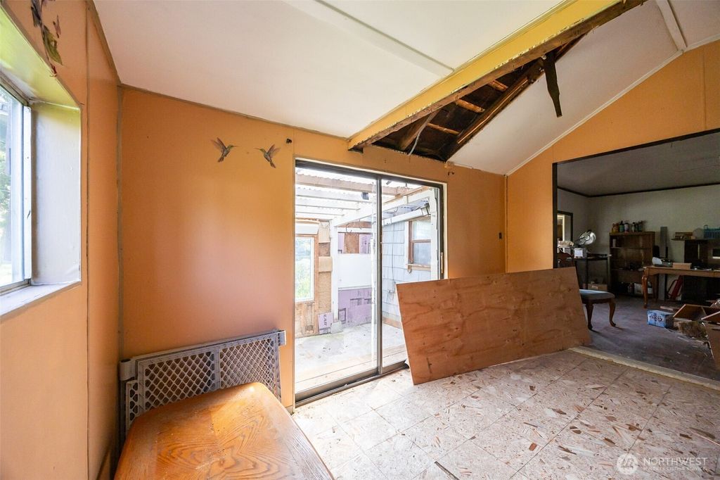listing image 9368930504574546505