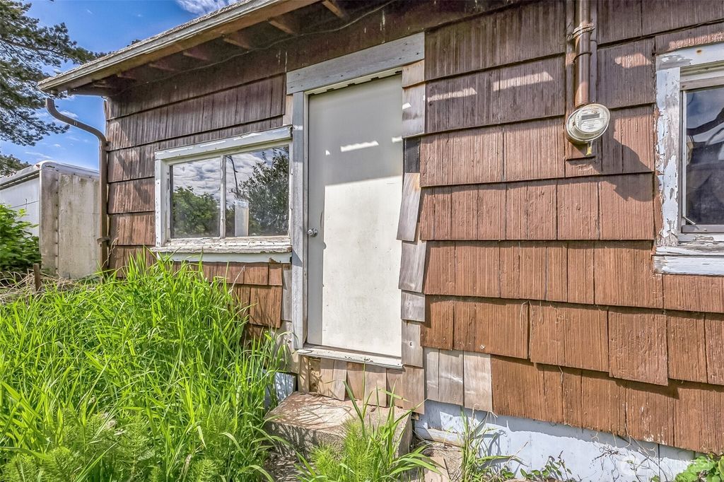 listing image 9369591357941618342
