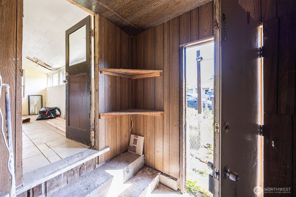 listing image 9368516297700133324