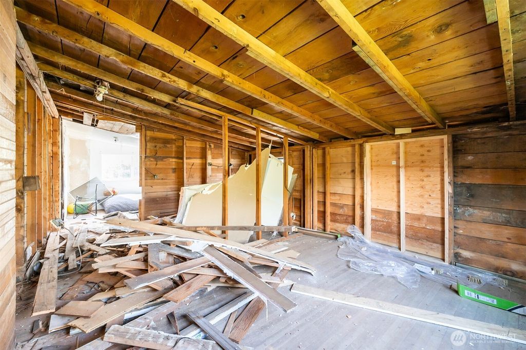 listing image 9360032474946313529