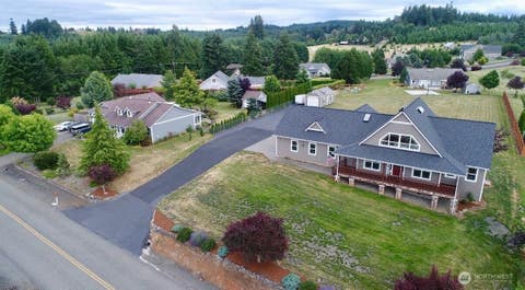 Photo of 117 Garrett Loop, Chehalis, WA 98532 (MLS # 2548240)